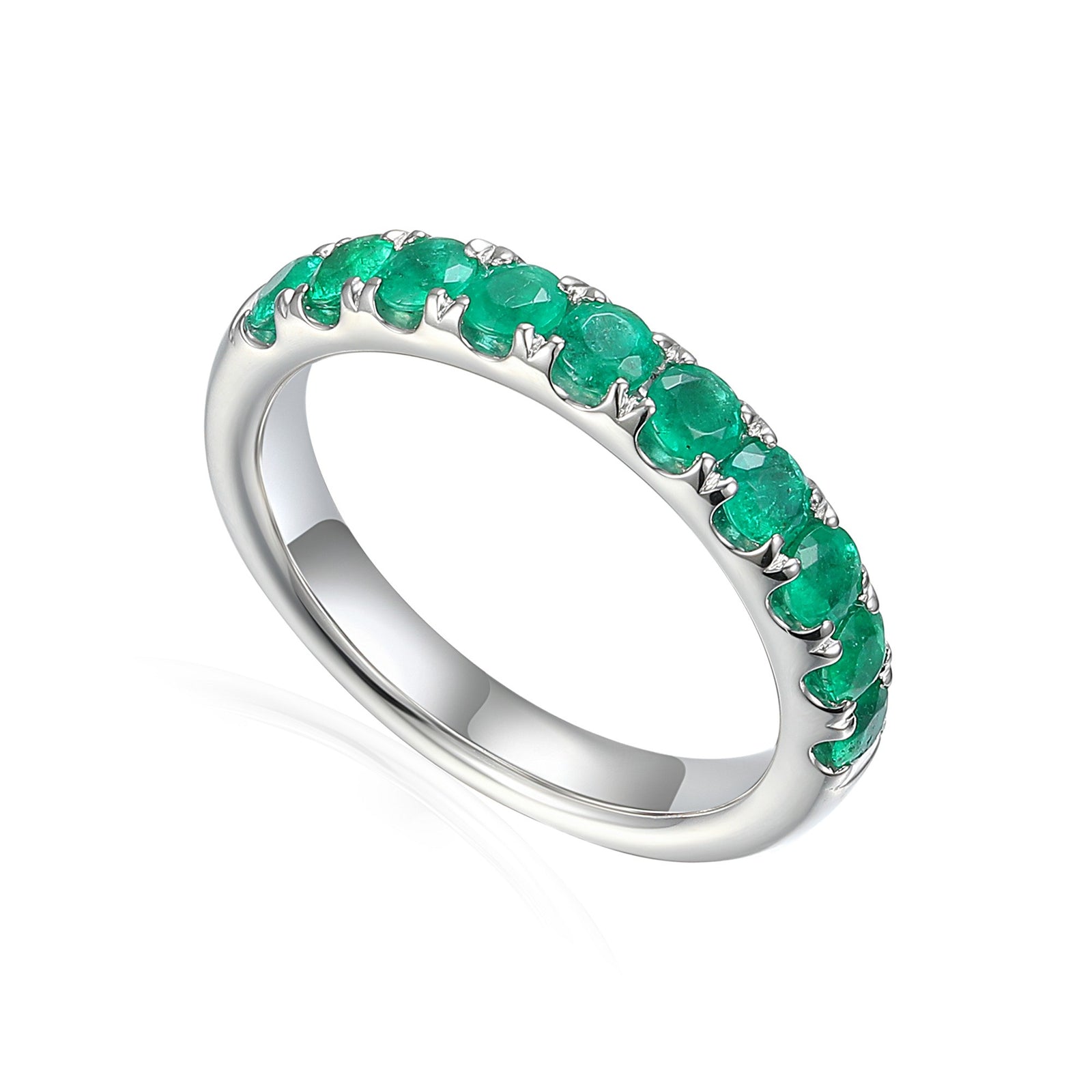 0.84ct emerald ring set in platinum