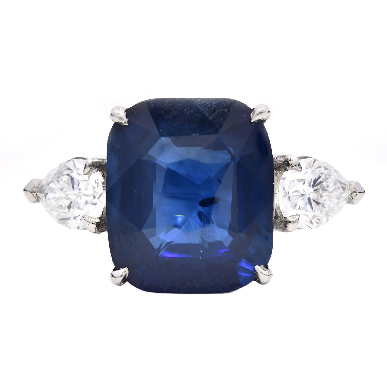 7.41ct Ceylon sapphire & diamond ring set in platinum. WGI certified