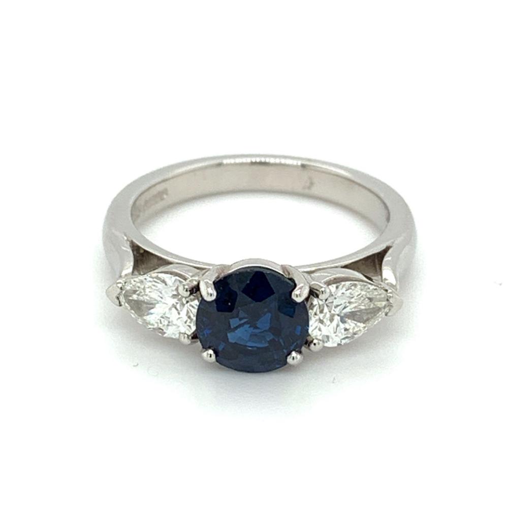 2.50ct sapphire & diamond trilogy engagement ring, platinum, G/H colour, SI clarity