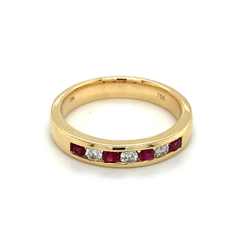 0.37ct ruby & diamond eternity ring, 18kt yellow gold, G/H colour, SI clarity