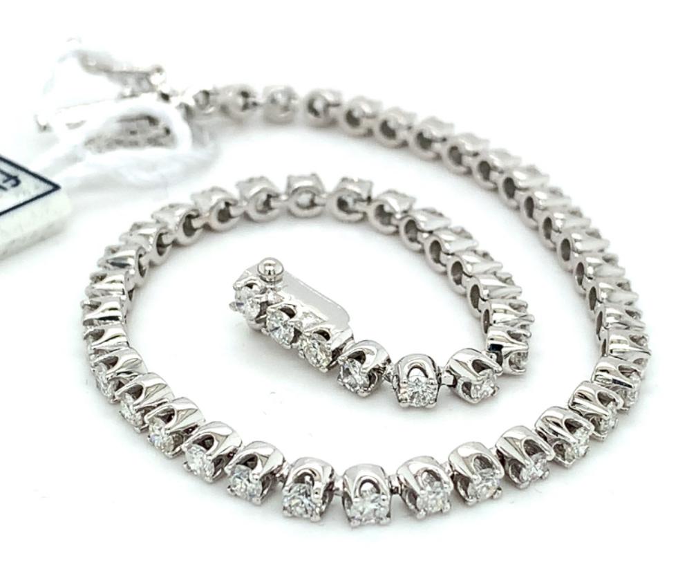 3.00ct round brilliant diamond tennis bracelet, 18kt white gold, G/H colour, SI clarity