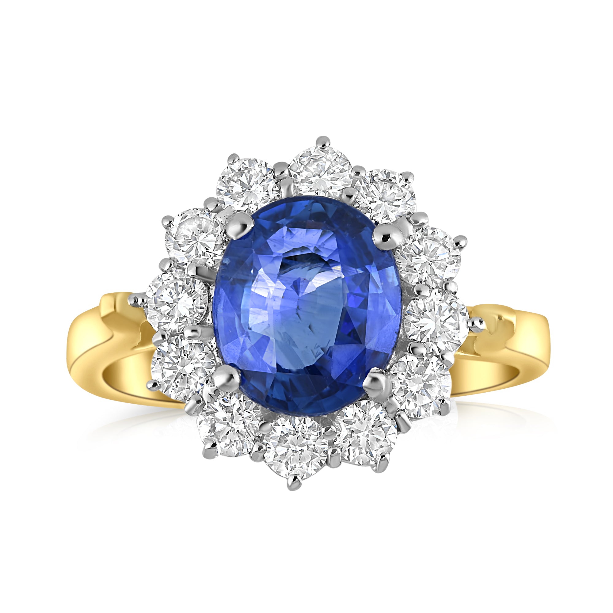 3.31ct sapphire & diamond cluster ring set in 18ct white & yellow gold