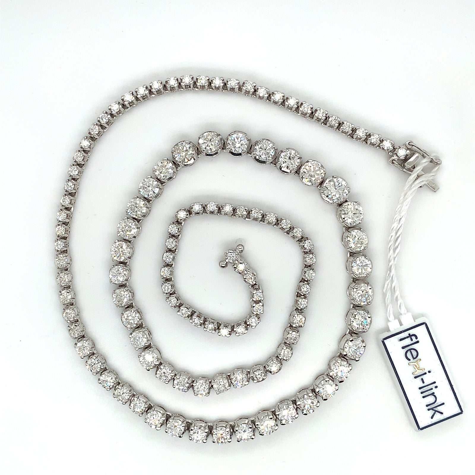 10.00ct round brilliant cut diamond graduated necklace, 18kt white gold, G/H colour, SI clarity