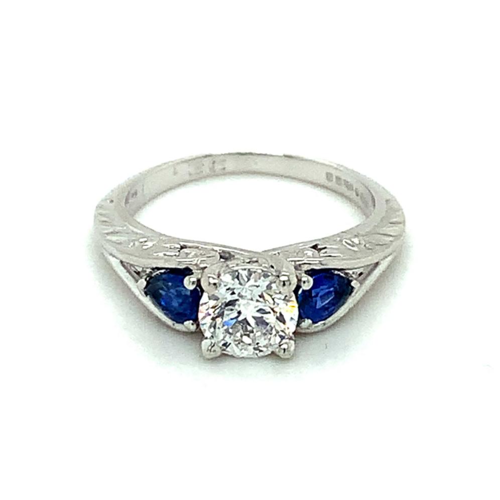 1.07ct round brilliant cut diamond trilogy engagement ring, platinum, G/H colour, SI clarity
