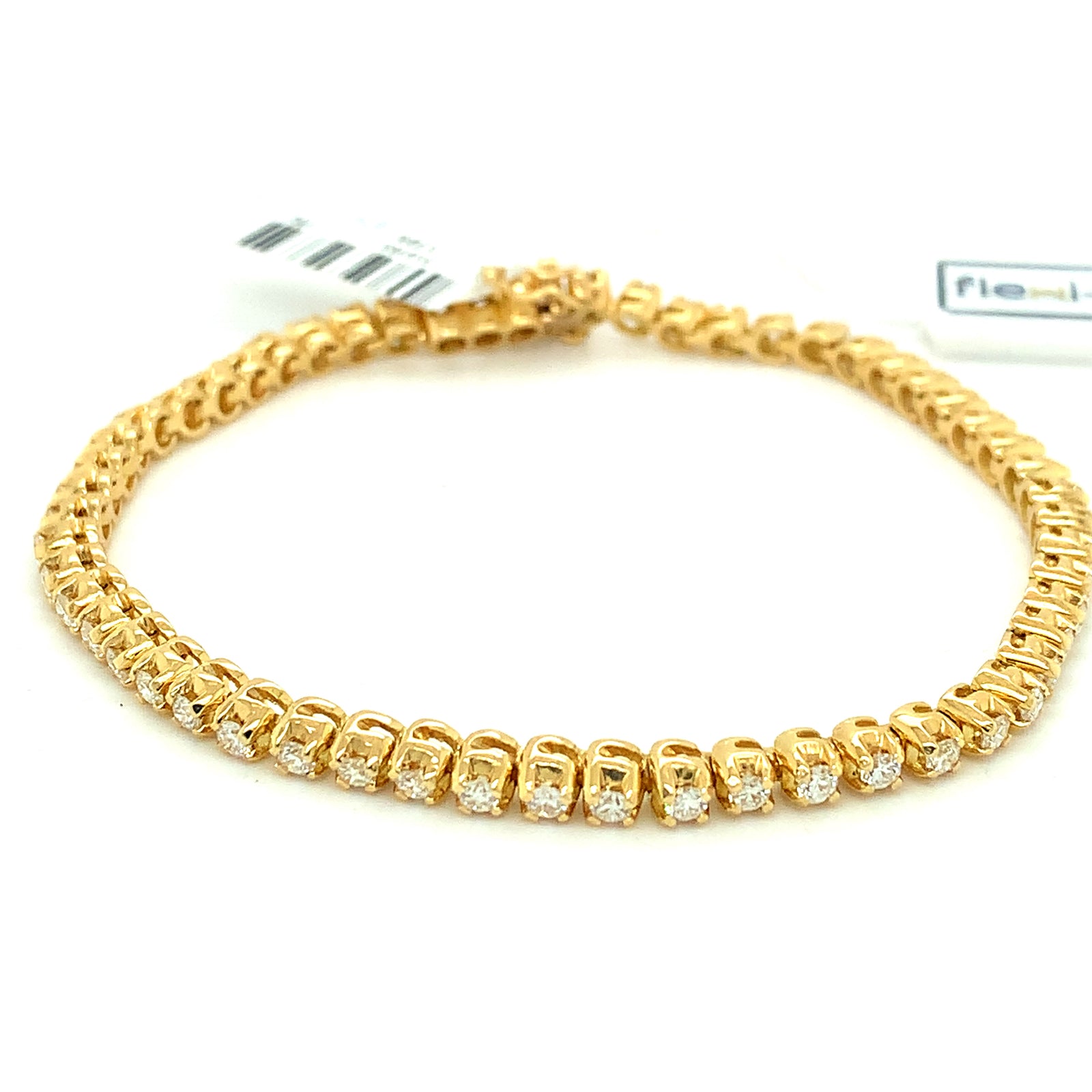 2.01ct round diamond tennis bracelet set in 18ct yellow gold