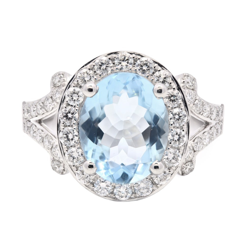 2.82ct aquamarine & diamond ring set in a platinum halo