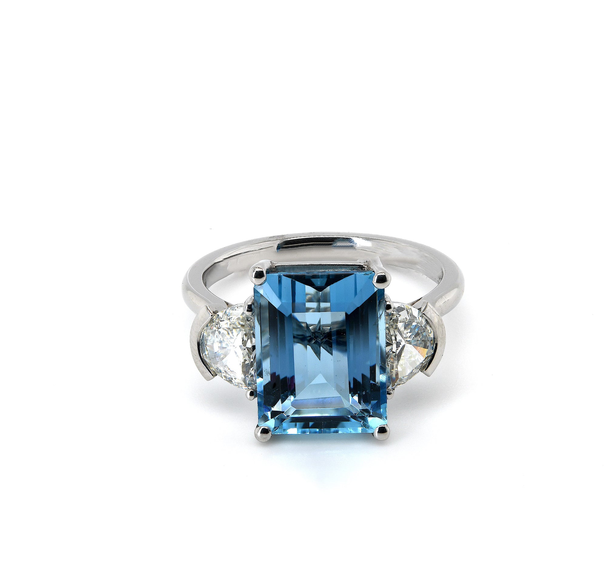 4.79ct aquamarine & diamond cocktail ring set in platinum